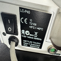 Mettler Toledo XS104 Analytical Balance image 3